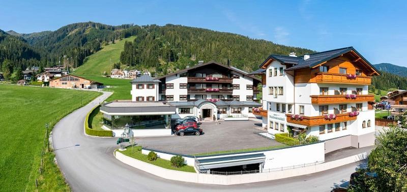 Hotel Waidmannsheil Flachau Exteriör bild