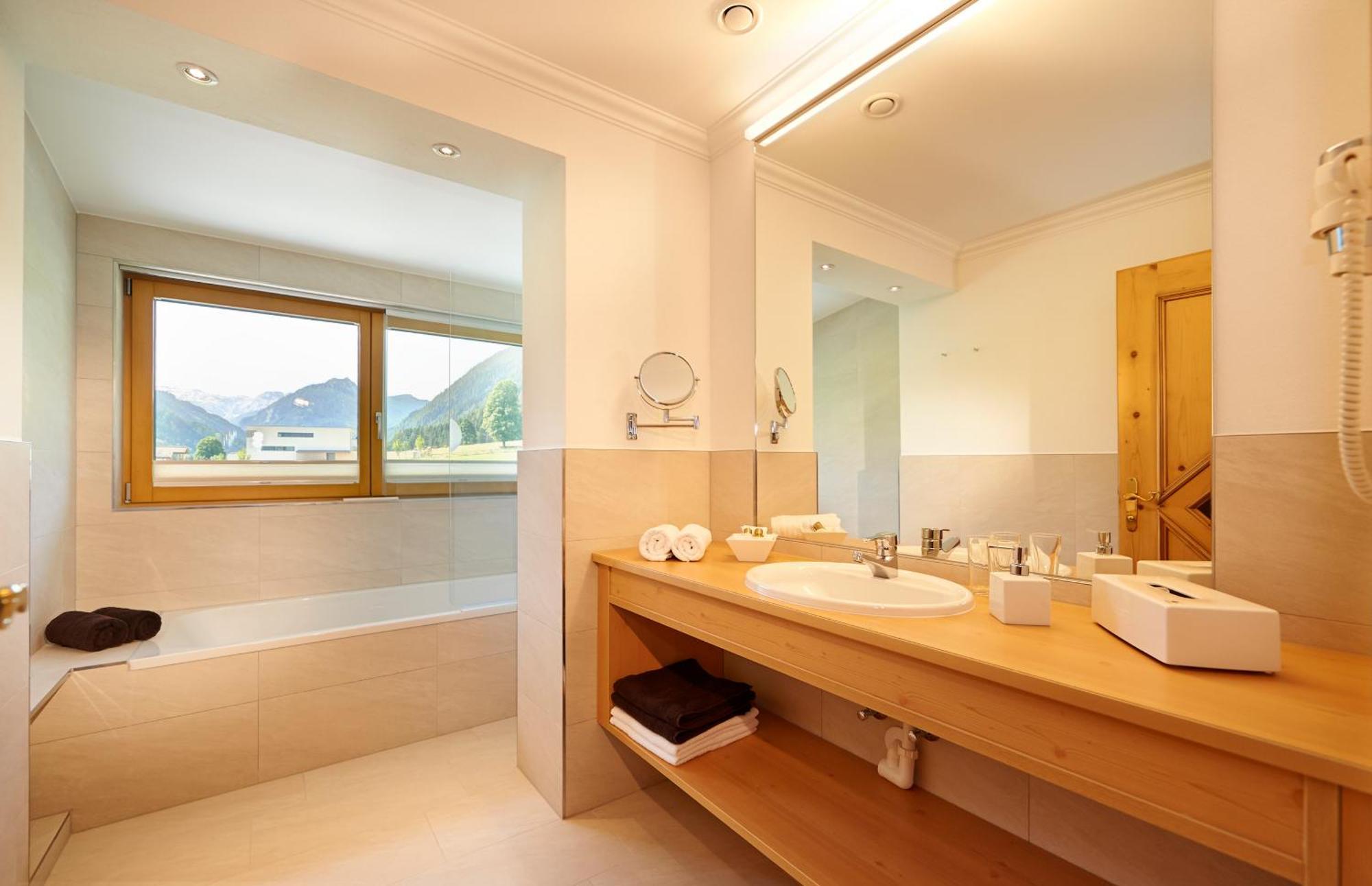 Hotel Waidmannsheil Flachau Rum bild