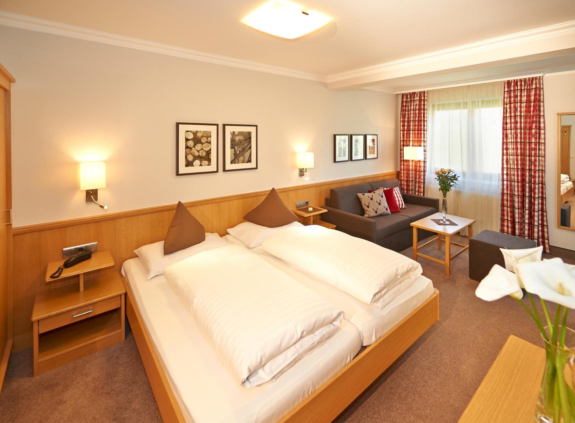Hotel Waidmannsheil Flachau Rum bild