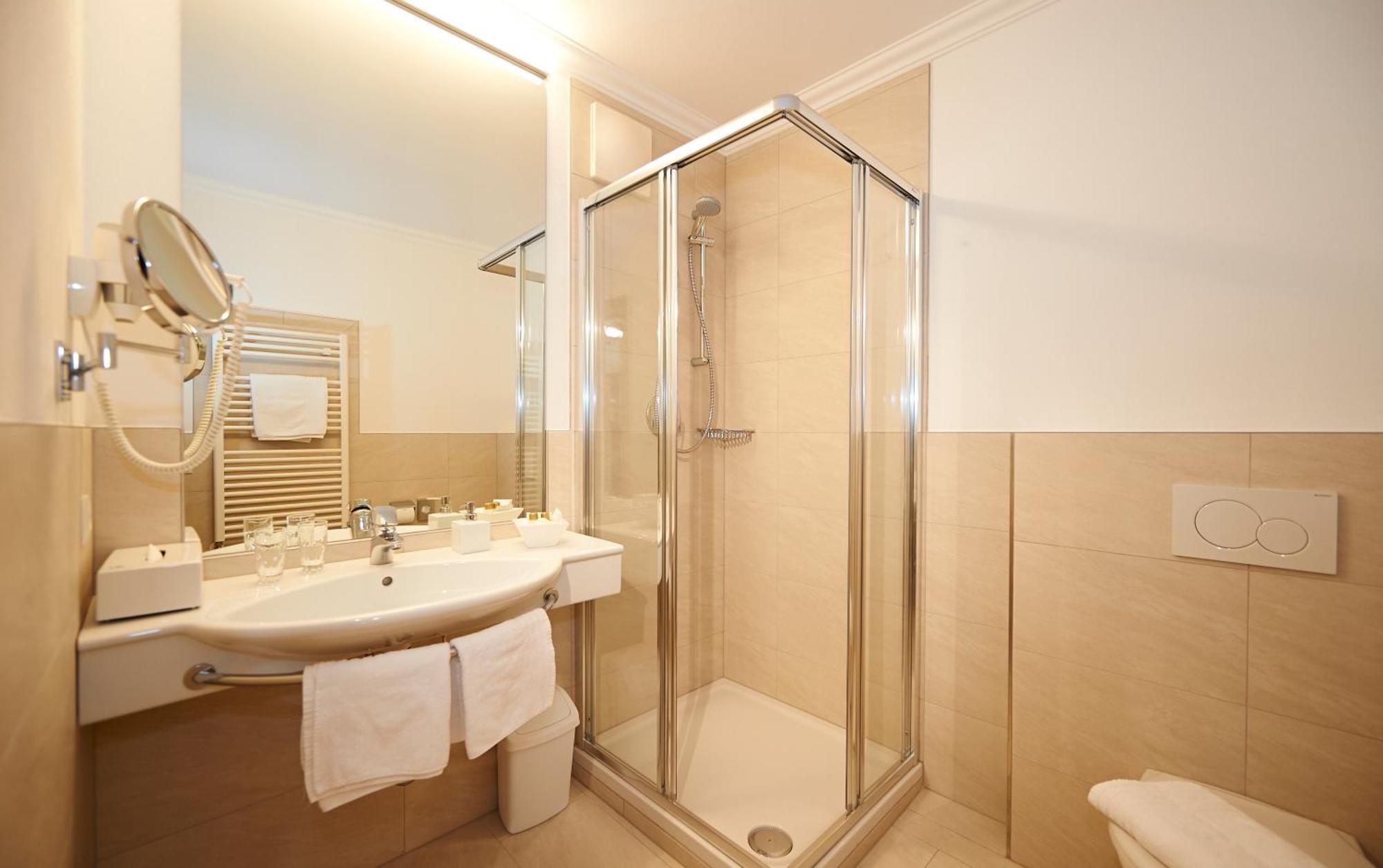 Hotel Waidmannsheil Flachau Rum bild
